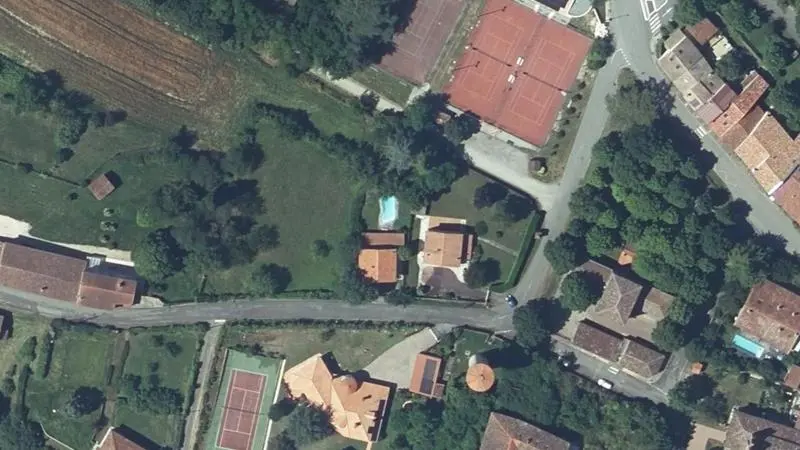 Vue aérienne des courts de tennis : Terrains de tennis de Goyrans