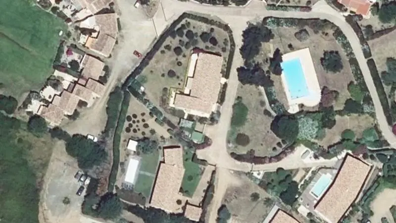 Vue aérienne des courts de tennis : Tennis du Hameau de Pero