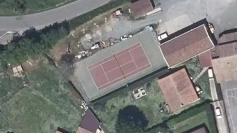Vue aérienne du court de tennis : Capian Tennis
