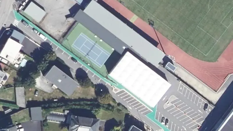 Vue aérienne des courts de tennis : Stade Municipal d'Ussel