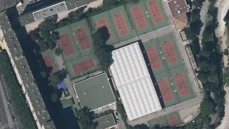 Vue aérienne des courts de tennis : Complexe Sportif Rene Magnac