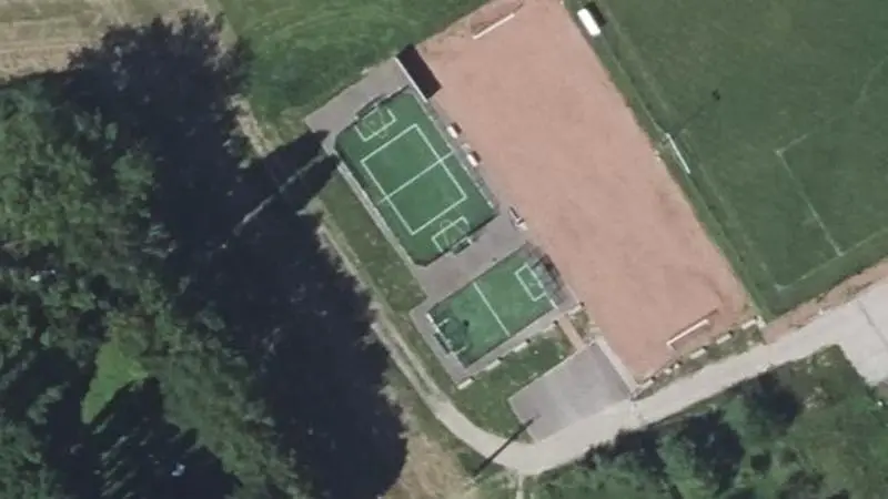 Vue aérienne du court de tennis : Stade municipal de Téterchen