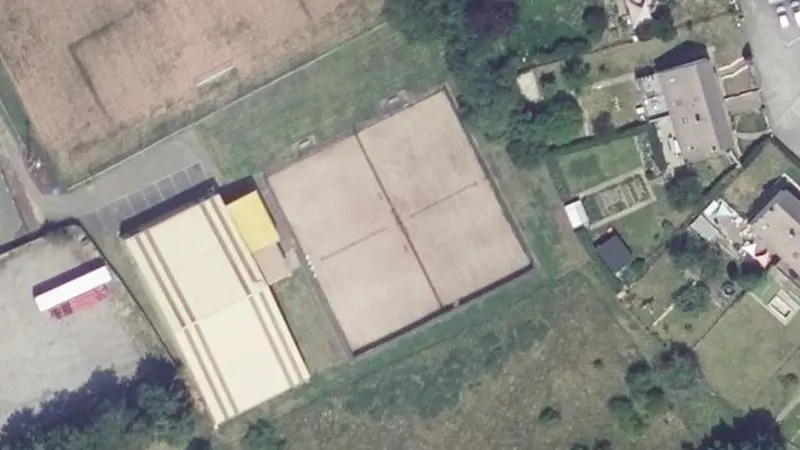 Vue aérienne des courts de tennis : Terrains de tennis de Carling