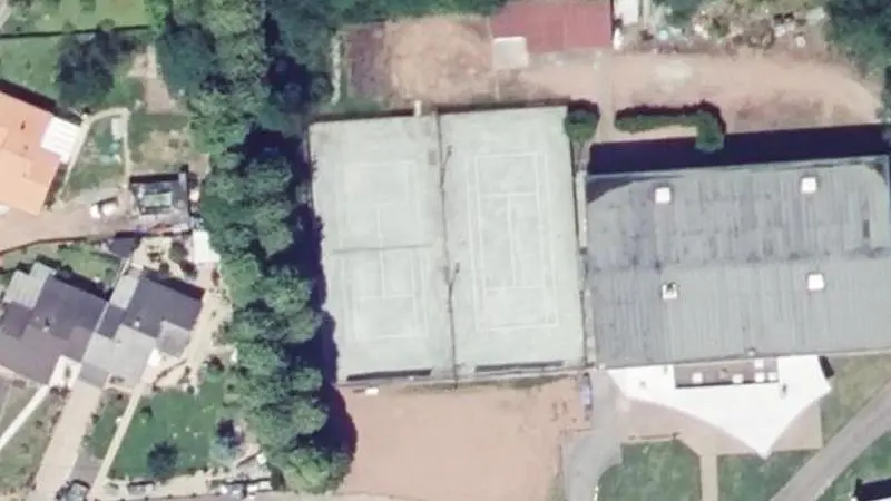 Vue aérienne des courts de tennis : Complexe sportif de Merten