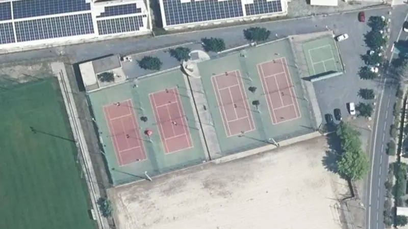 Vue aérienne des courts de tennis : Terrains de tennis de Florensac