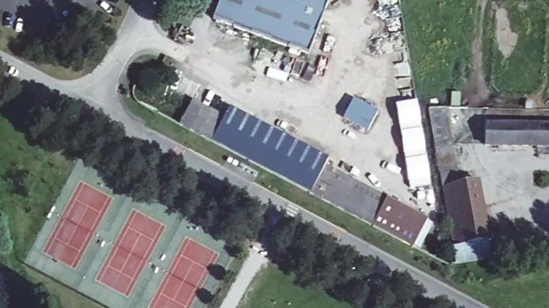 Vue aérienne des courts de tennis : Stade Municipal (120x60)