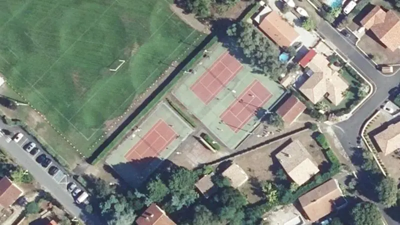 Vue aérienne des courts de tennis : Tennis club de Sanguinet