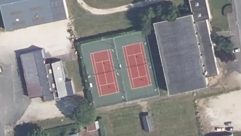 Vue aérienne des courts de tennis : Terrains de tennis de Morée