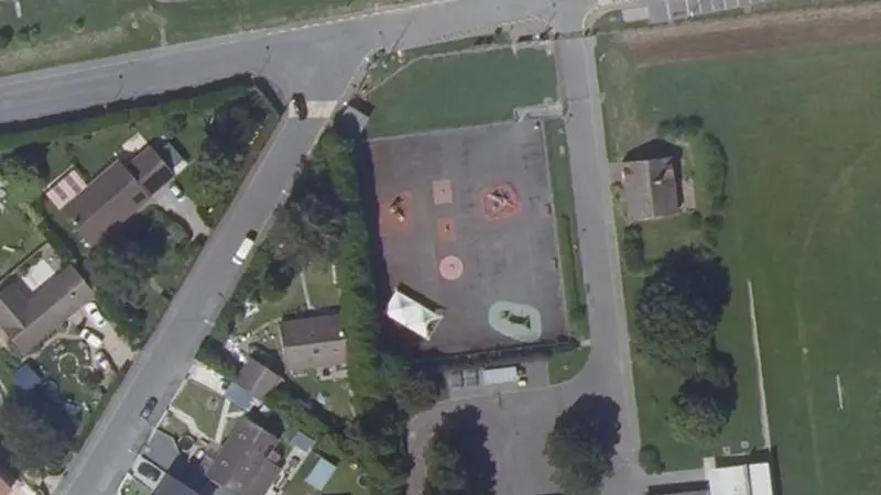Vue aérienne des courts de tennis : Complexe Sportif Rene Pluvinage