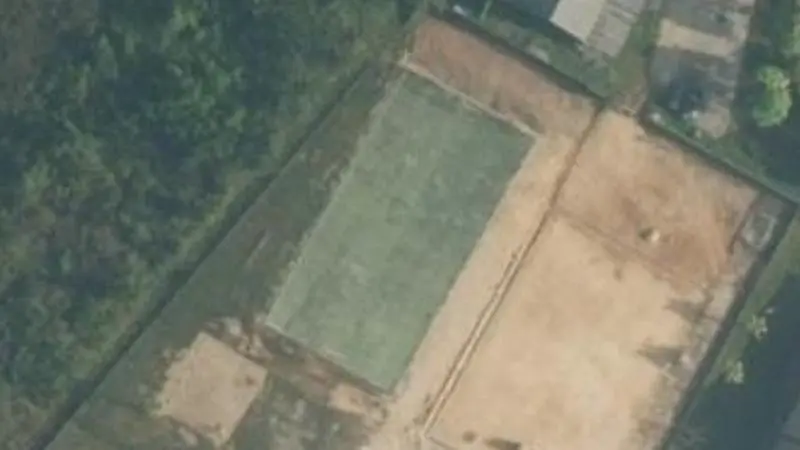 Vue aérienne du court de tennis : Plateau sportif de Régina