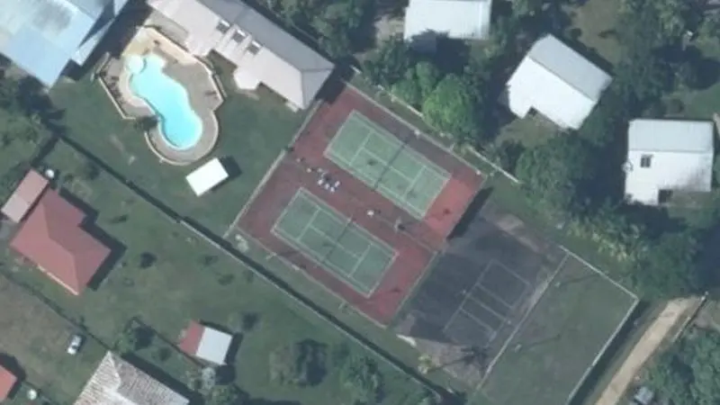 Vue aérienne des courts de tennis : Cas EDF