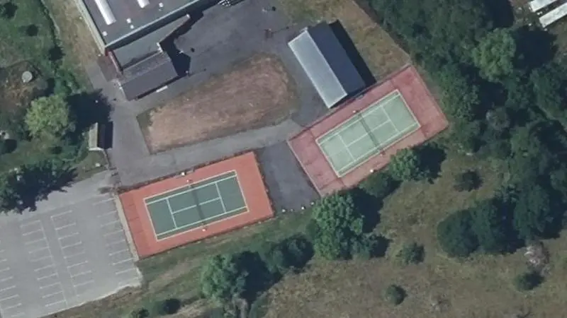 Vue aérienne des courts de tennis : Centre sportif Roger Pelletier