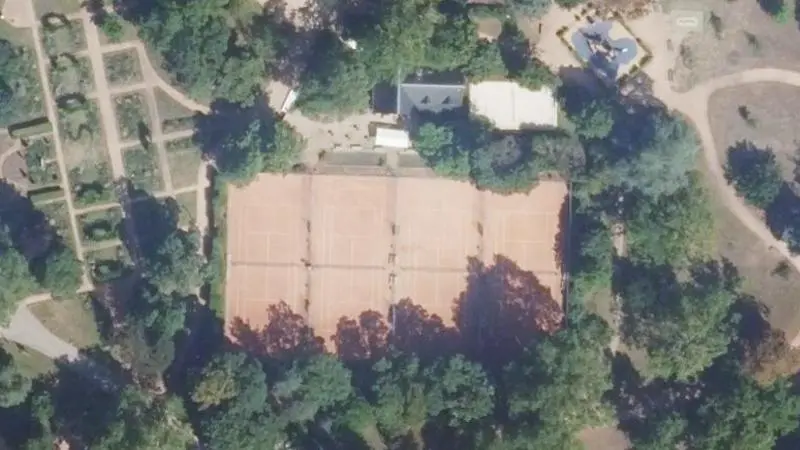 Vue aérienne des courts de tennis : Club de tennis des ibis