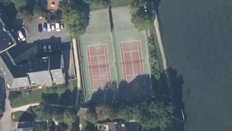 Vue aérienne des courts de tennis : Complexe sportif de Cleunay