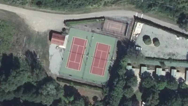 Vue aérienne des courts de tennis : Terrains de tennis de Guewenheim