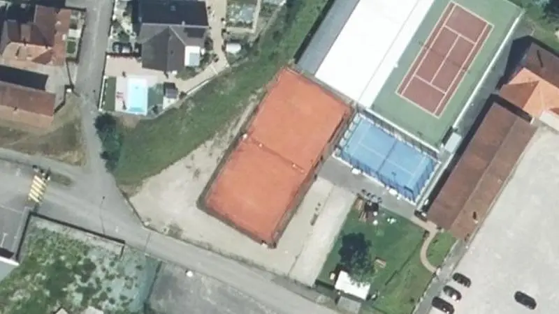 Vue aérienne des courts de tennis : Terrains de tennis de Soufflenheim