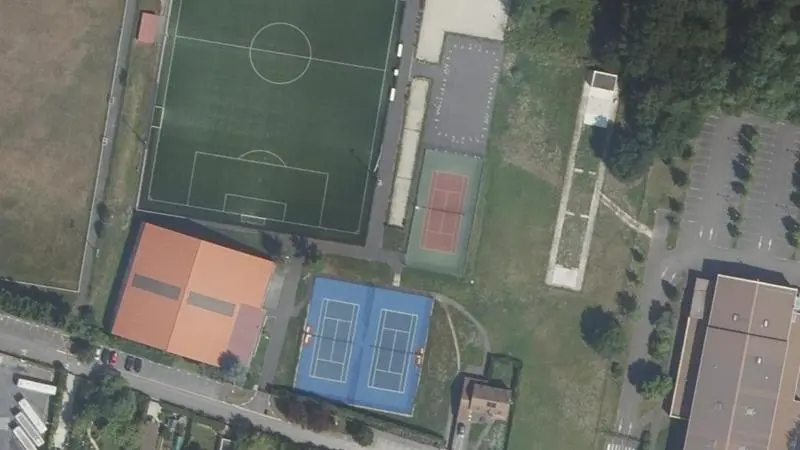 Vue aérienne des courts de tennis : Tennis Almagrida