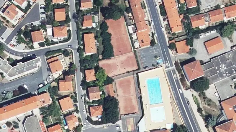 Vue aérienne des courts de tennis : Tennis club Ceret